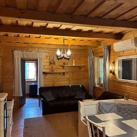 Kinga House Guest house