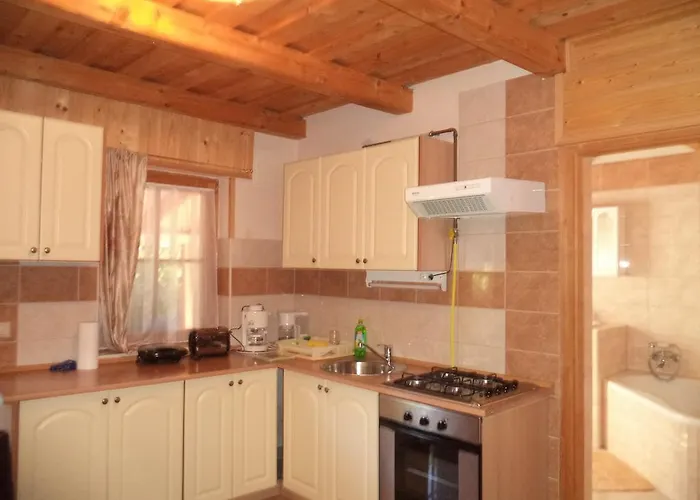 Kinga House 4*