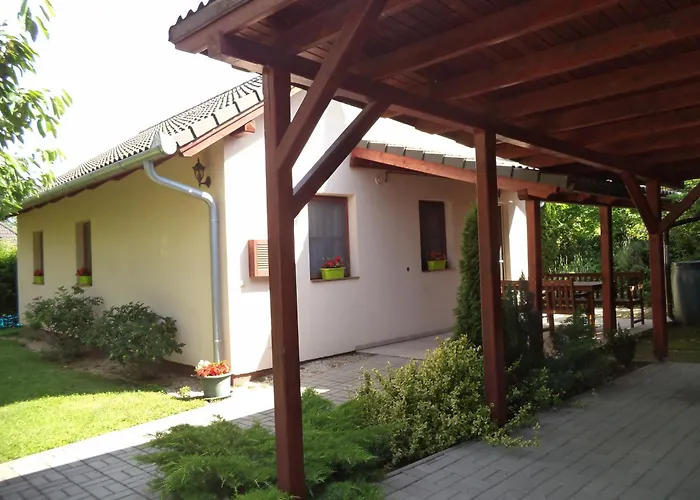 게스트하우스 Kinga House 케츨리